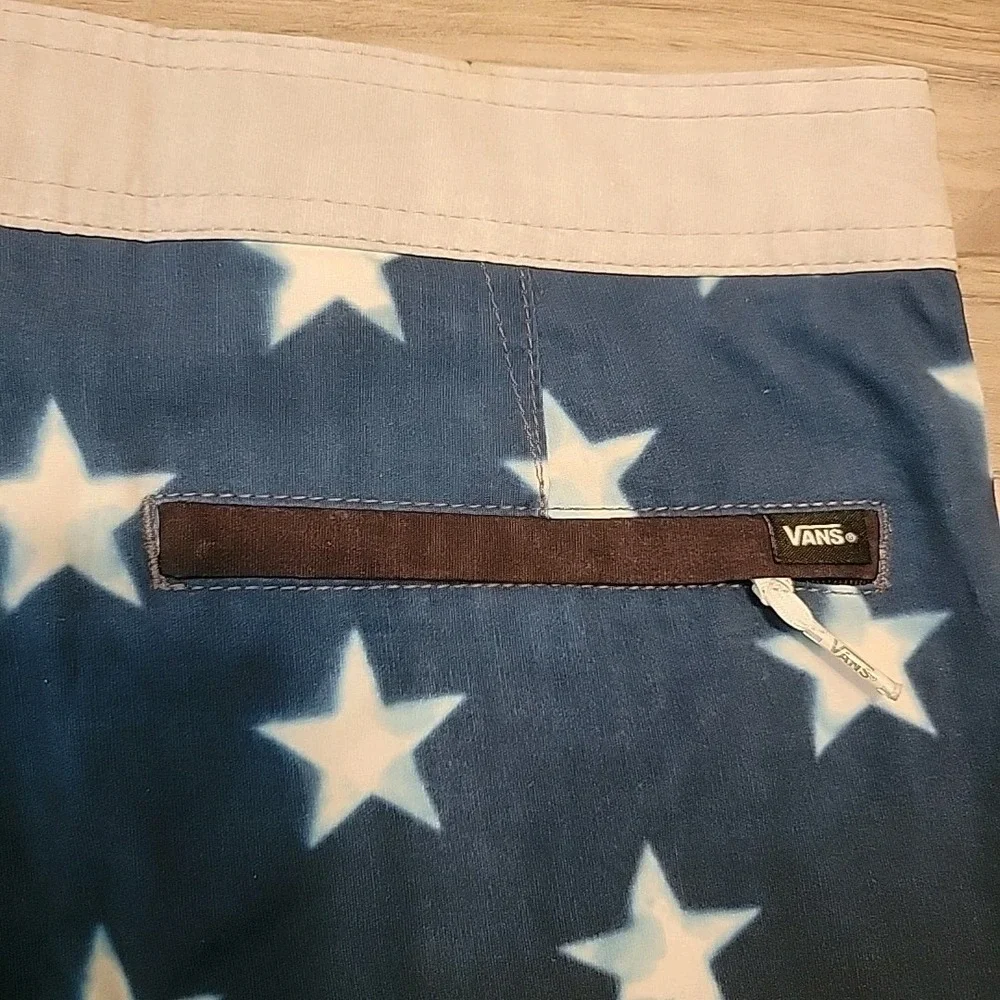 Vans Swim Trunks Youth 27 Red‎ White Blue Stars American Flag Patriotic Unlined